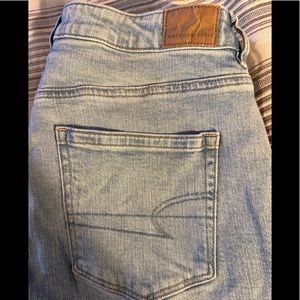 American Eagle Strigid jeans